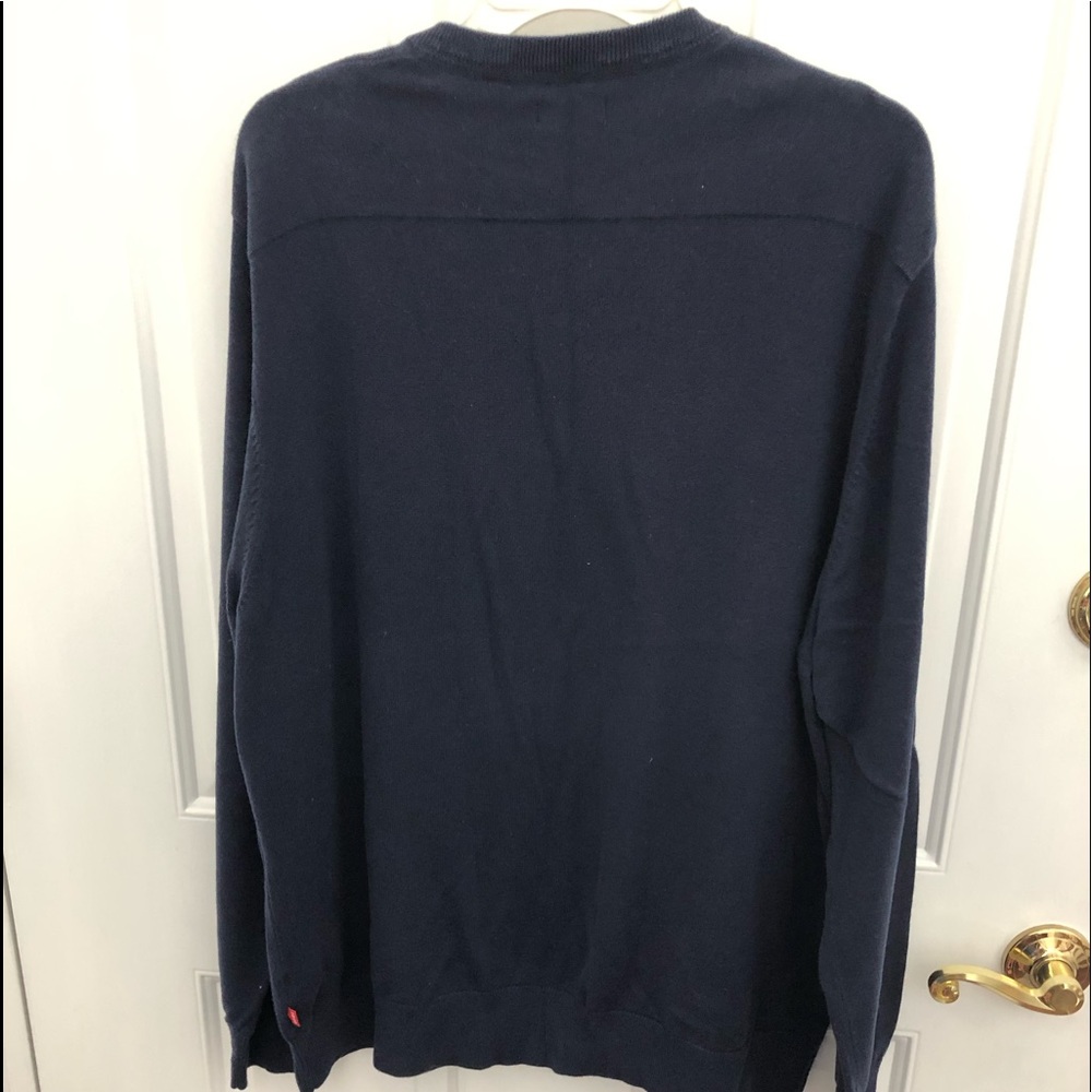 Izod Sweater FINAL PRICE - Picture 2 of 5